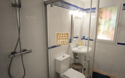 Precioso y acogedor chalet adosado de esquina en Altea Hills.